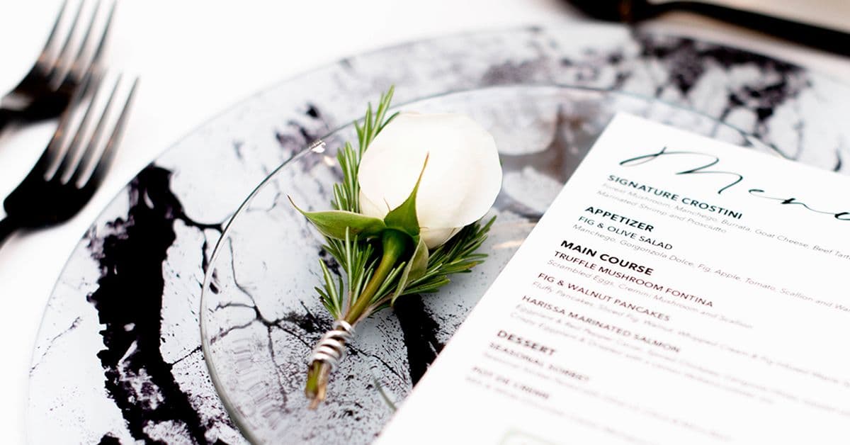 Chargers vs. Placemats: What's the Difference?